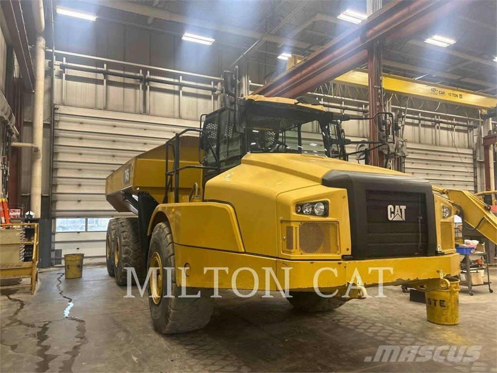CAT 745 Artikulētie pašizgāzēji