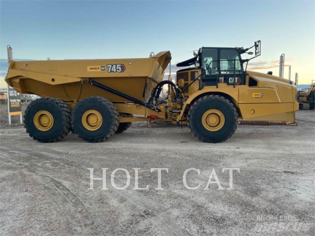 CAT 745 Artikulētie pašizgāzēji