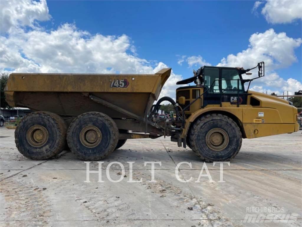 CAT 745 Artikulētie pašizgāzēji