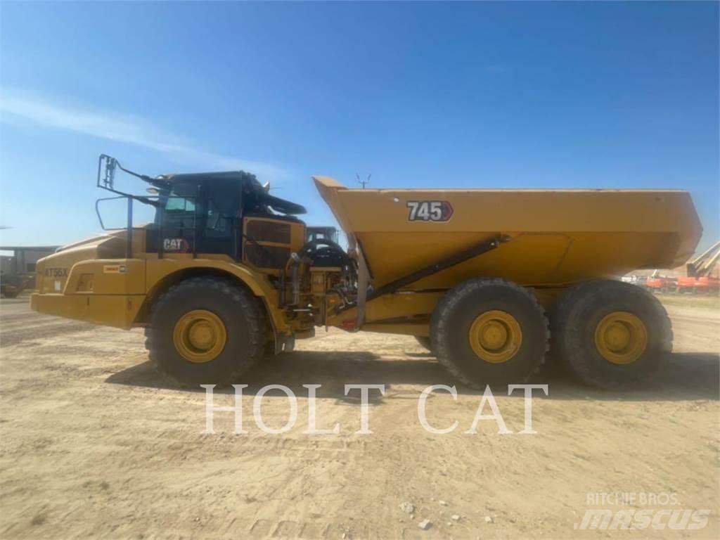 CAT 745 Artikulētie pašizgāzēji