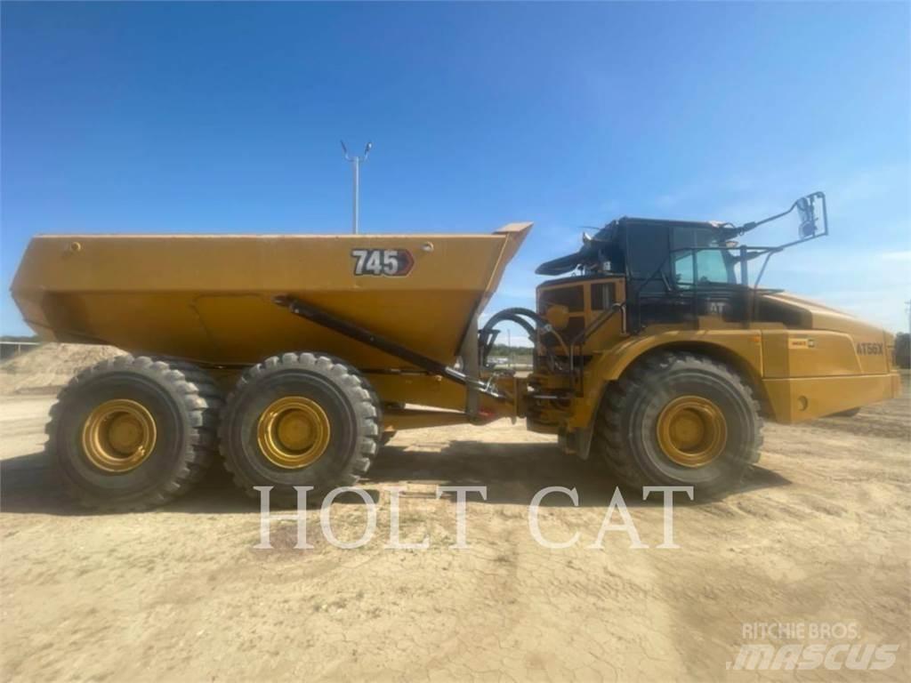 CAT 745 Artikulētie pašizgāzēji