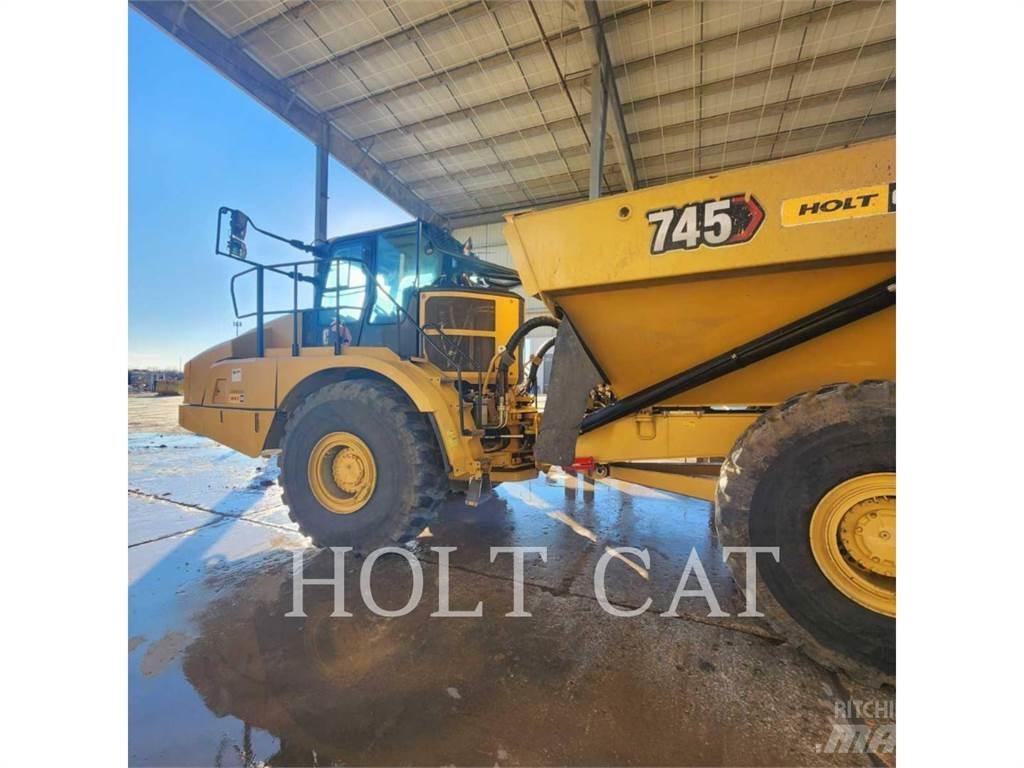CAT 745 Artikulētie pašizgāzēji