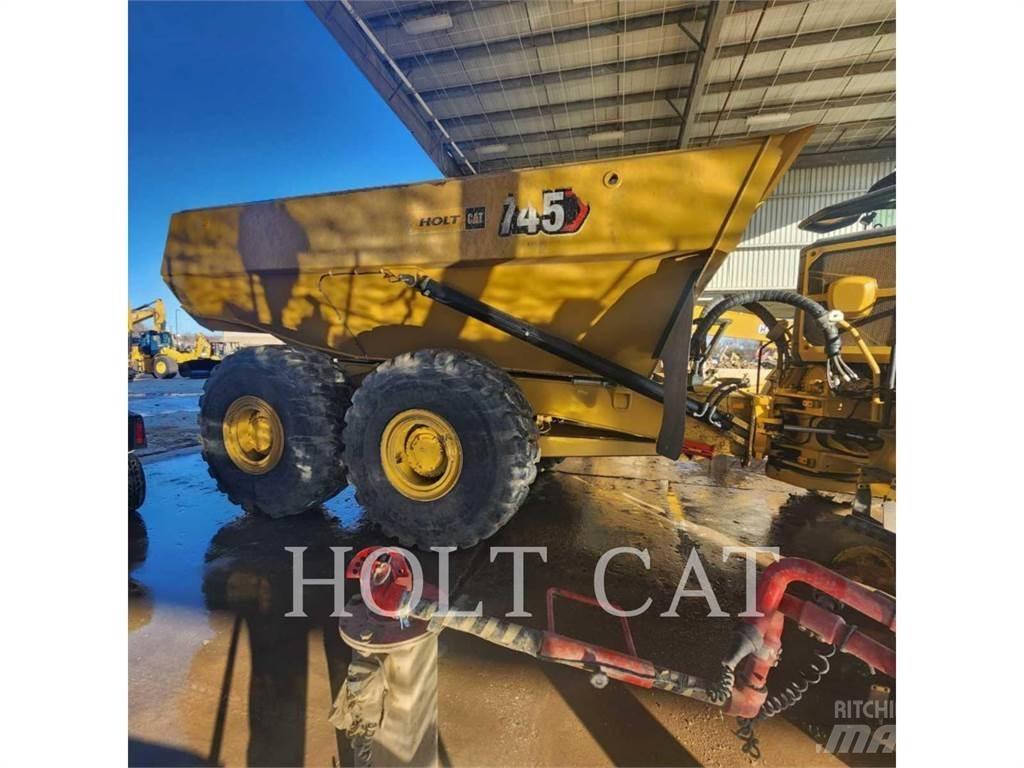CAT 745 Artikulētie pašizgāzēji