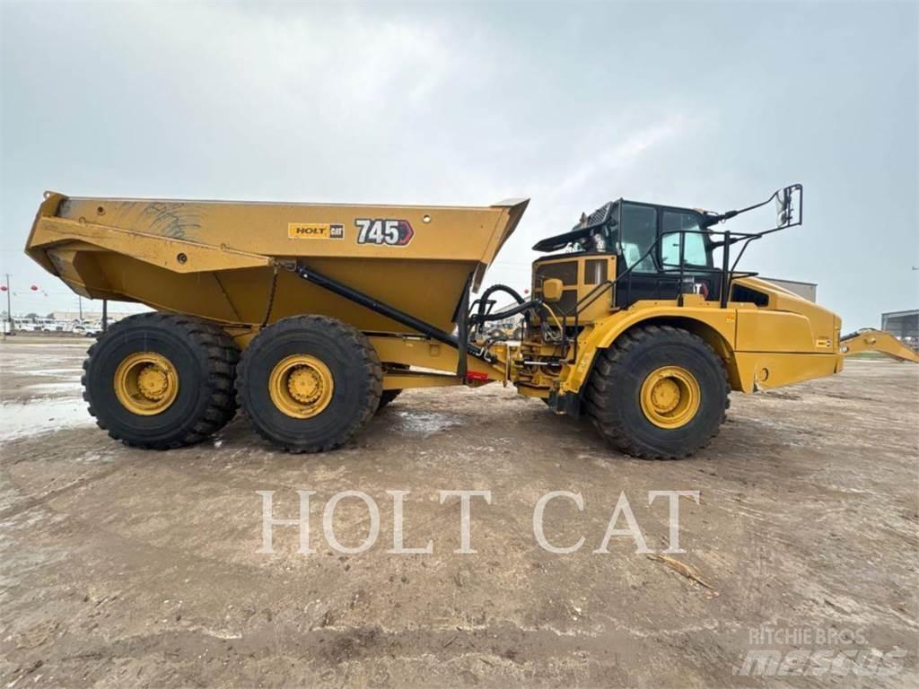 CAT 745 Artikulētie pašizgāzēji