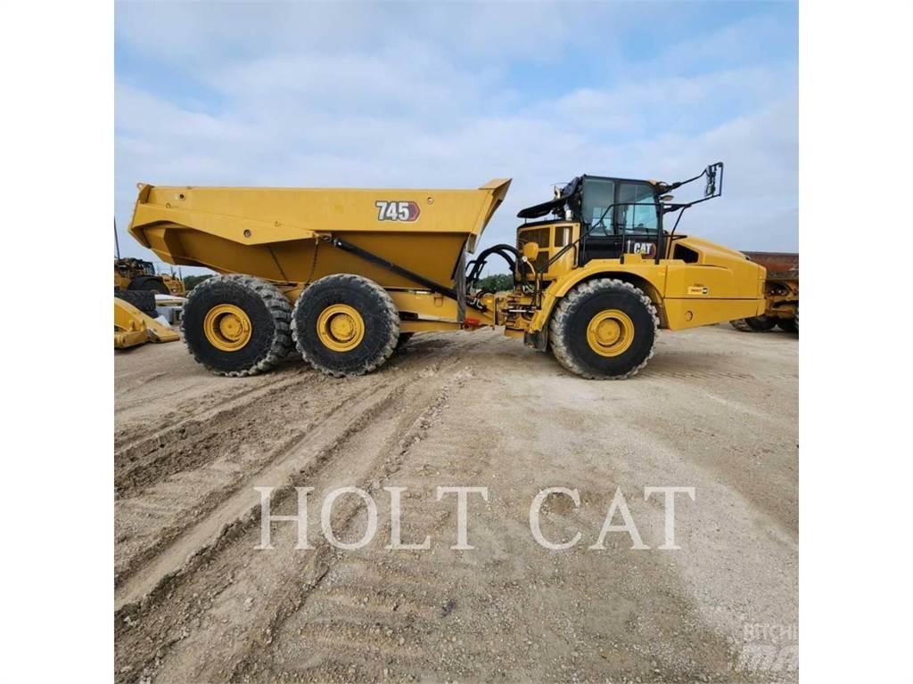CAT 745 Artikulētie pašizgāzēji