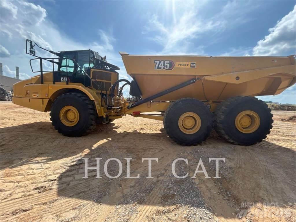 CAT 745 Artikulētie pašizgāzēji