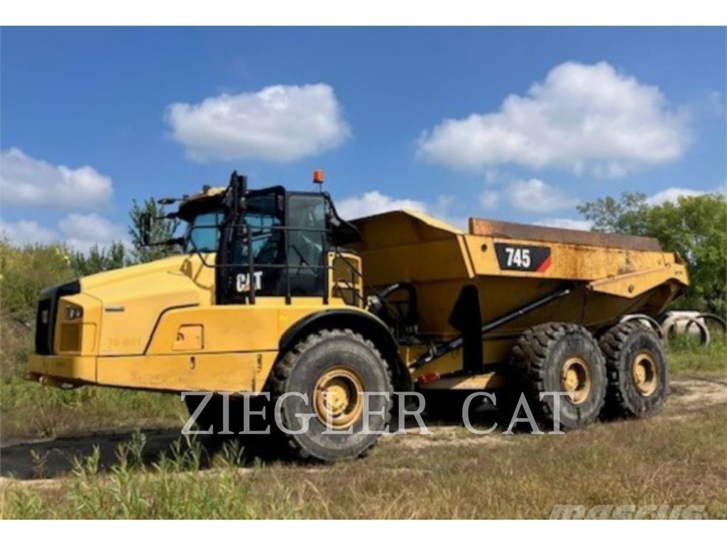 CAT 745 Artikulētie pašizgāzēji