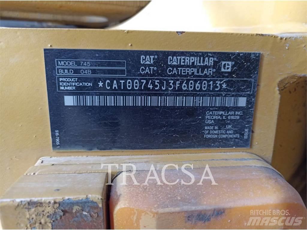 CAT 745 Artikulētie pašizgāzēji