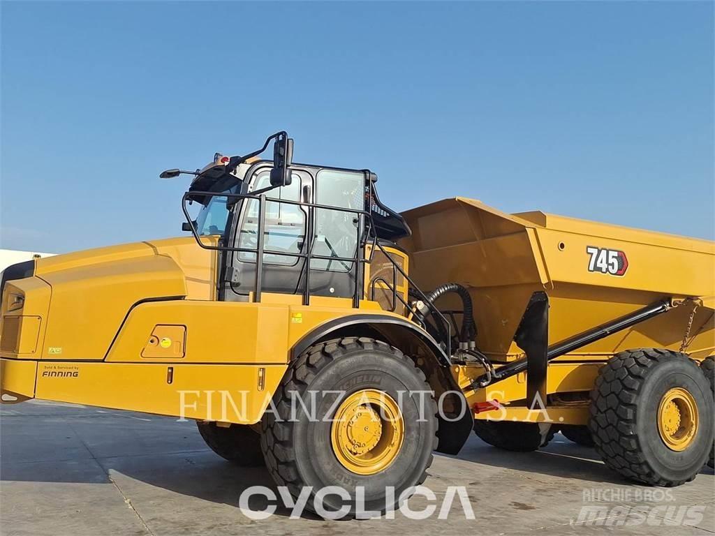 CAT 745 Artikulētie pašizgāzēji