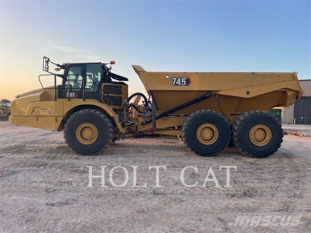 CAT 745 Artikulētie pašizgāzēji