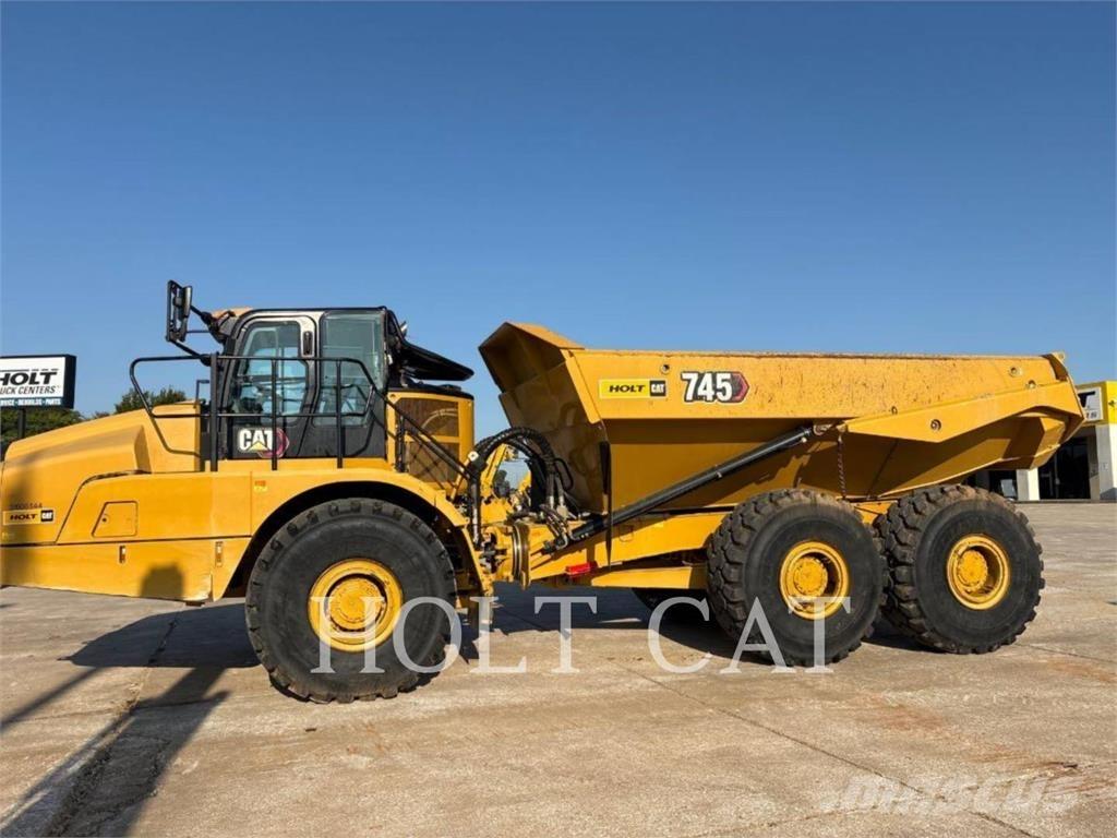 CAT 745 Artikulētie pašizgāzēji