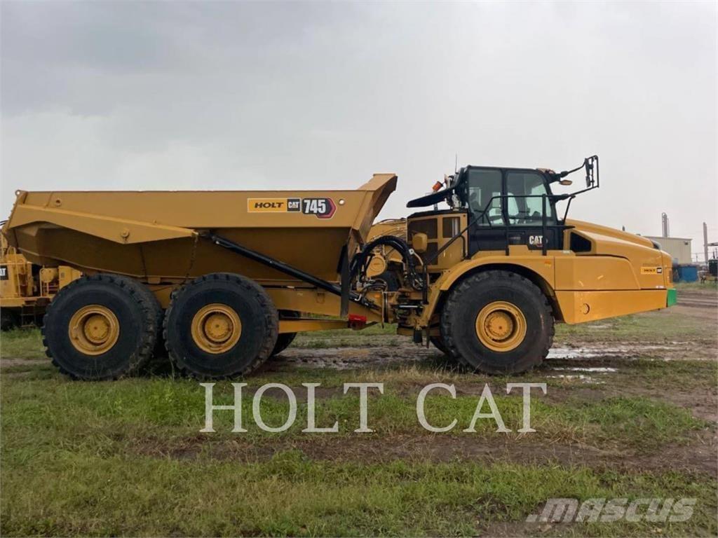 CAT 745 Artikulētie pašizgāzēji