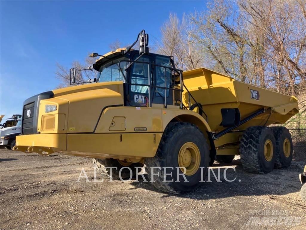 CAT 745-04 Artikulētie pašizgāzēji