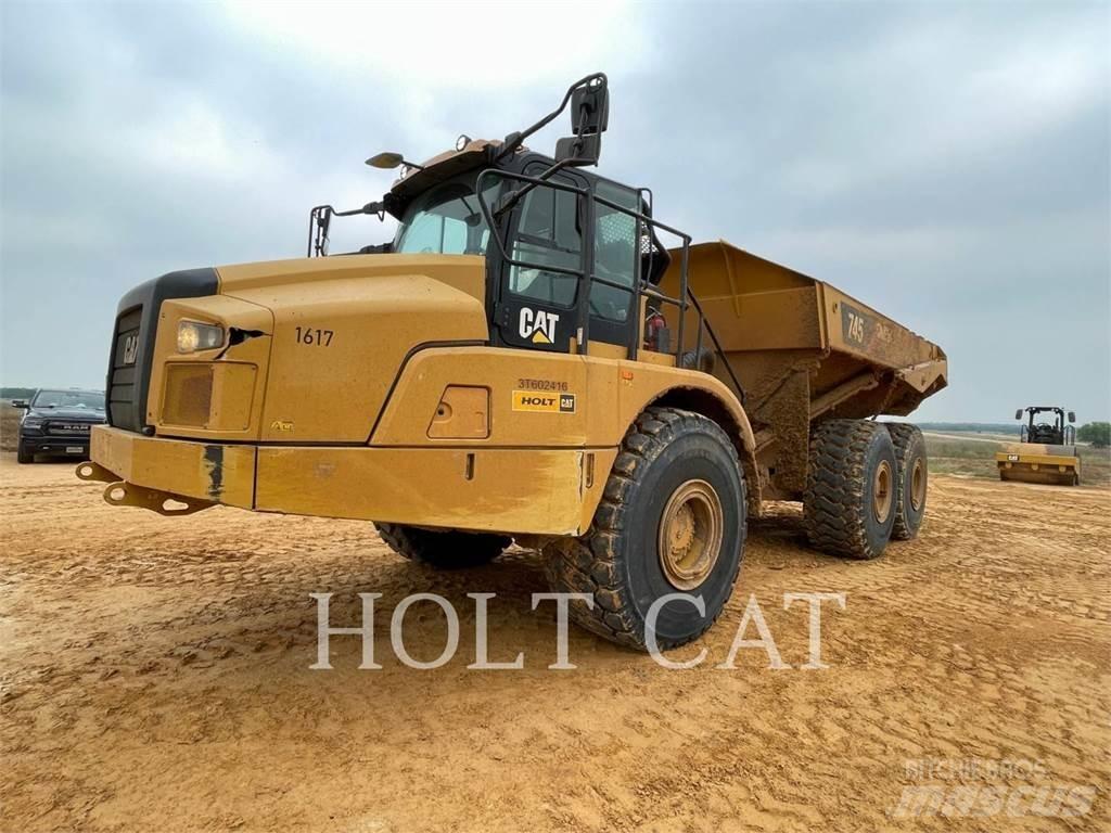 CAT 745-04 Artikulētie pašizgāzēji