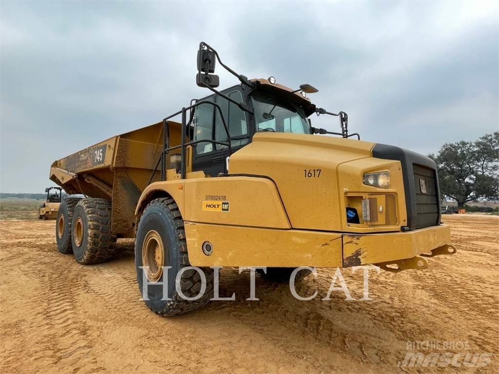 CAT 745-04 Artikulētie pašizgāzēji