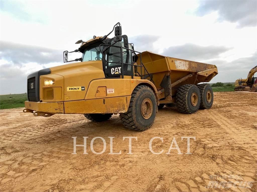 CAT 745-04 Artikulētie pašizgāzēji
