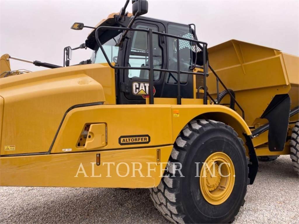CAT 745-04 Artikulētie pašizgāzēji
