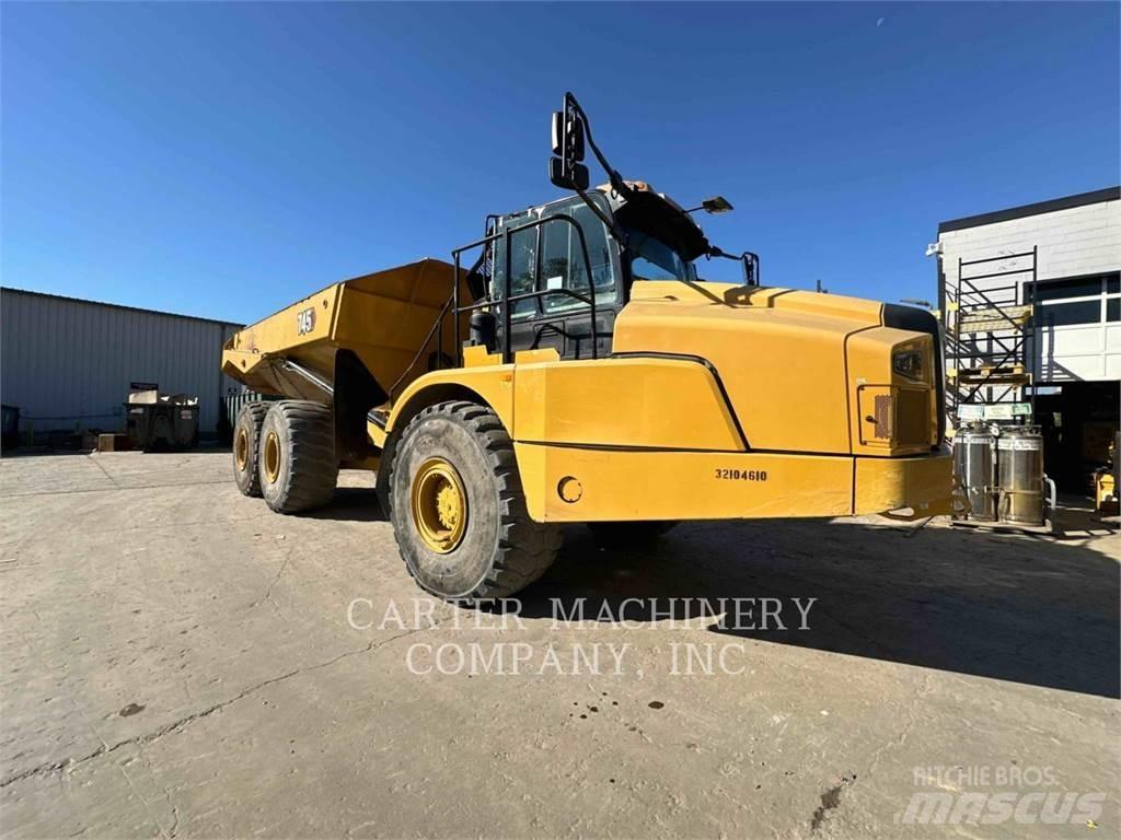 CAT 745-04 Artikulētie pašizgāzēji