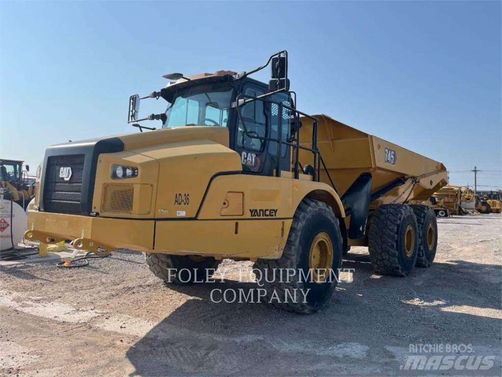 CAT 745-04 Artikulētie pašizgāzēji