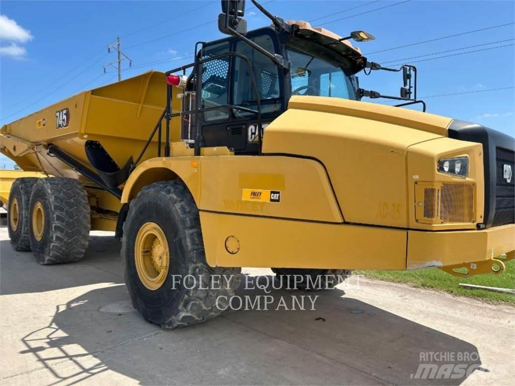 CAT 745-04 Artikulētie pašizgāzēji