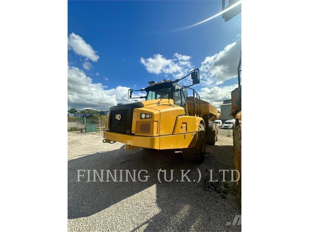 CAT 745-04 Artikulētie pašizgāzēji