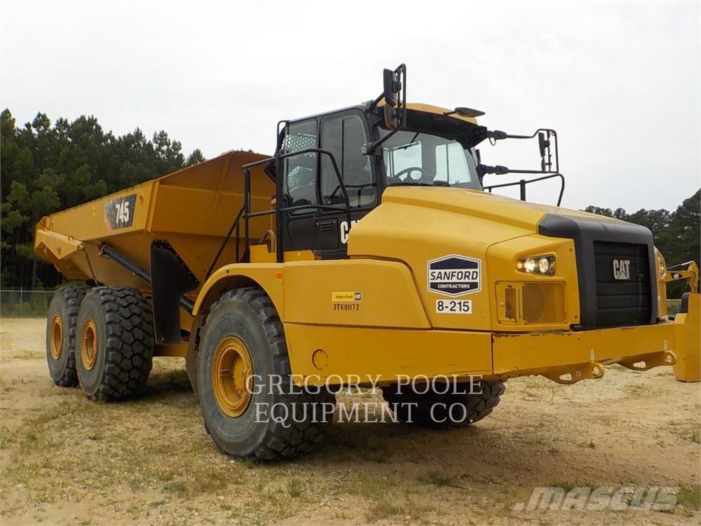 CAT 745-04 Artikulētie pašizgāzēji
