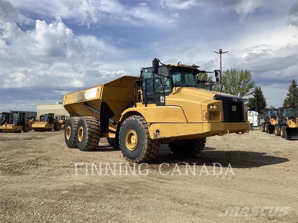 CAT 745-04 Artikulētie pašizgāzēji