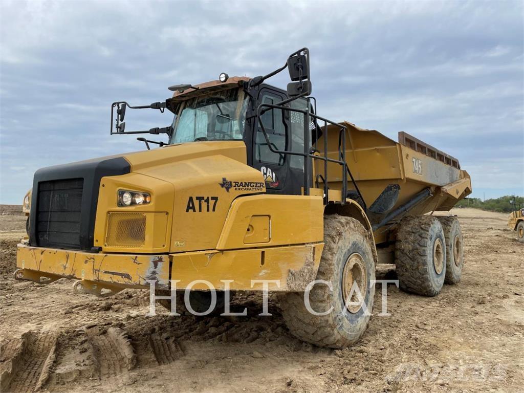 CAT 745-04 Artikulētie pašizgāzēji