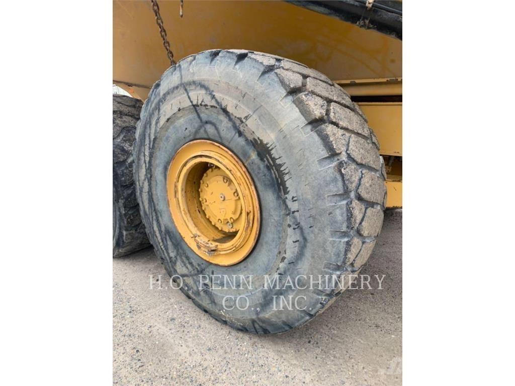 CAT 745 C Artikulētie pašizgāzēji