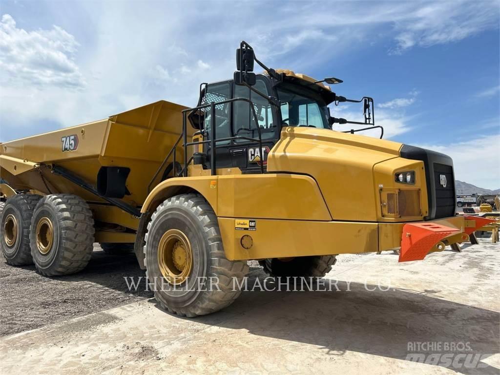 CAT 745 TG Artikulētie pašizgāzēji
