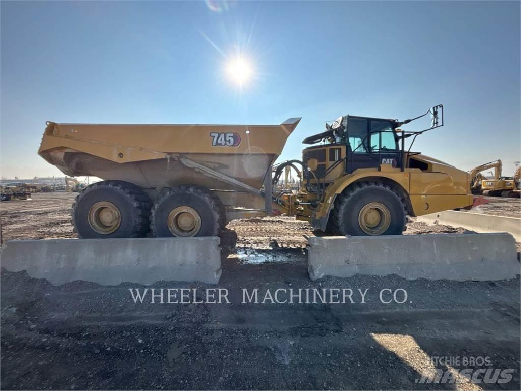 CAT 745 TG Artikulētie pašizgāzēji