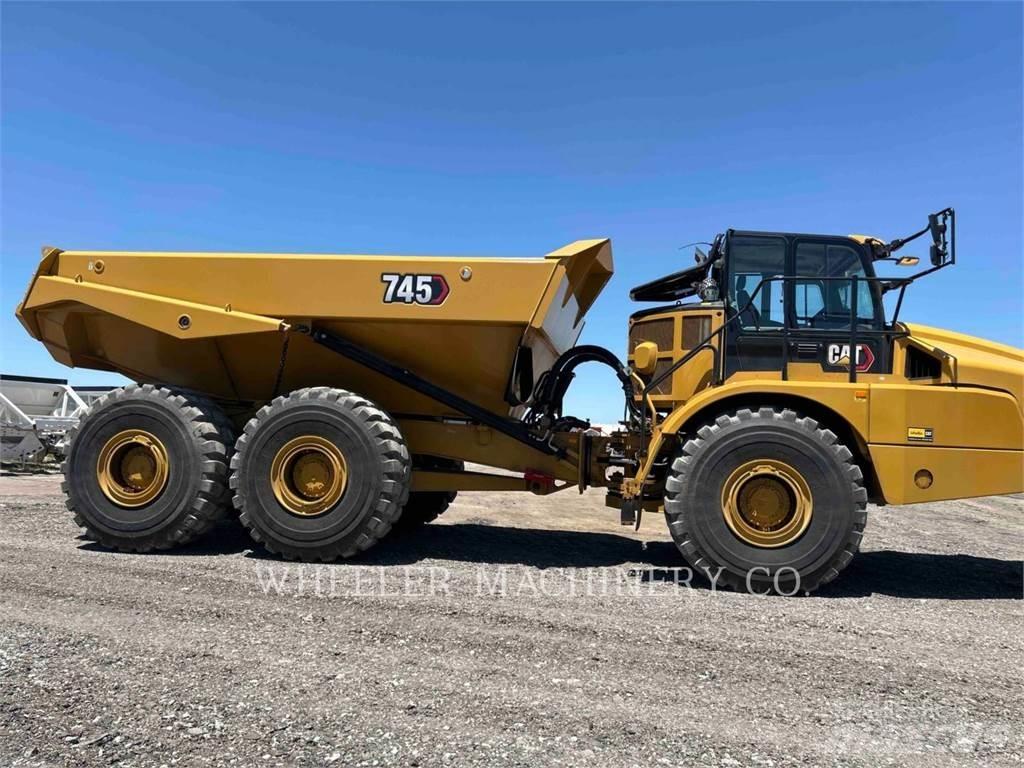 CAT 745 TG Artikulētie pašizgāzēji