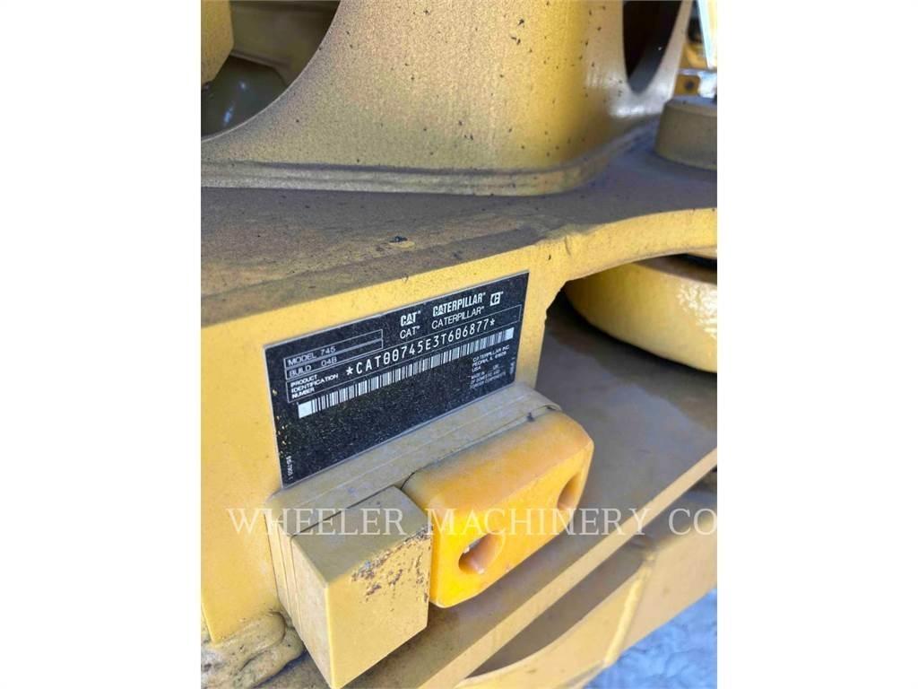 CAT 745 TG Artikulētie pašizgāzēji