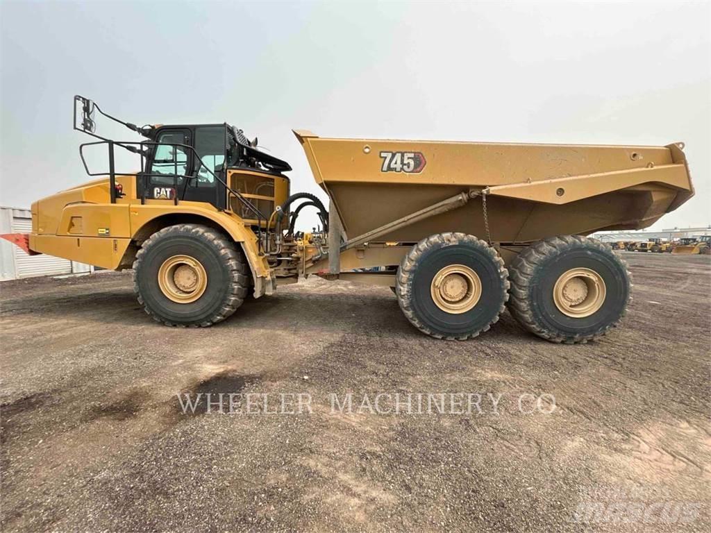 CAT 745 TG Artikulētie pašizgāzēji