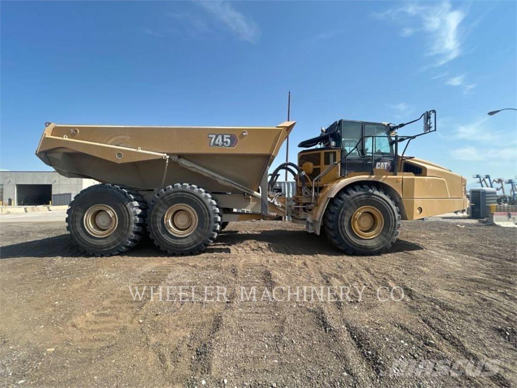 CAT 745 TG Artikulētie pašizgāzēji