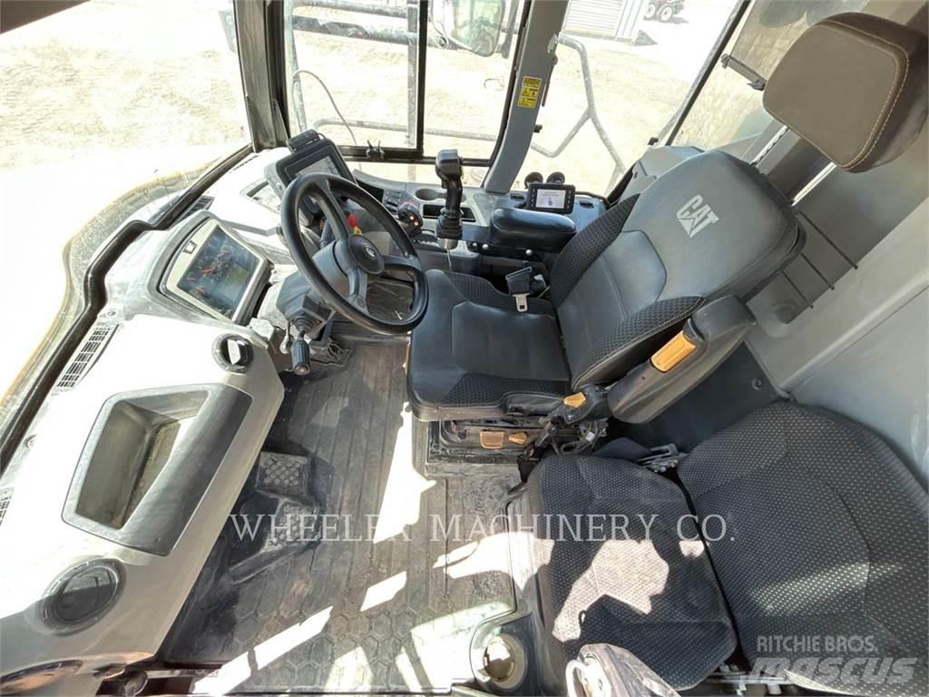 CAT 745 W/PAN Artikulētie pašizgāzēji