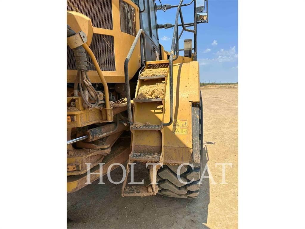 CAT 74504 Artikulētie pašizgāzēji