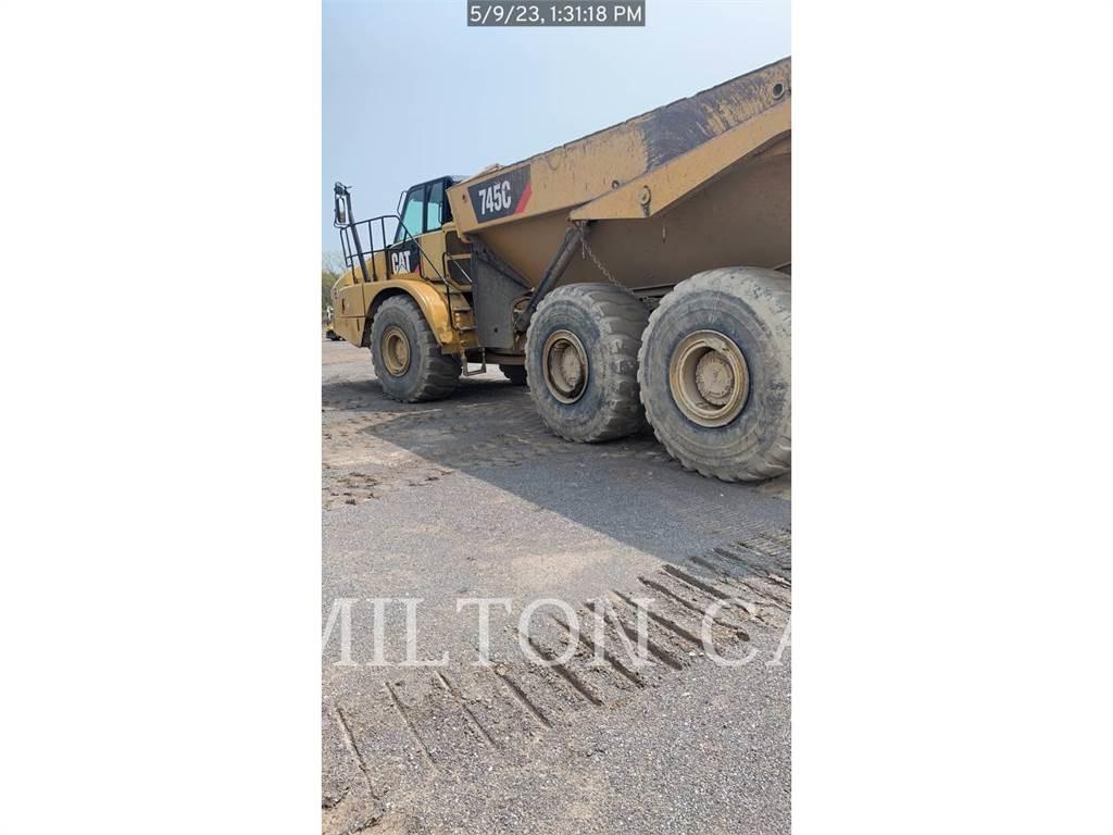 CAT 745C Artikulētie pašizgāzēji