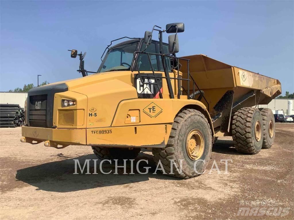 CAT 745C Artikulētie pašizgāzēji