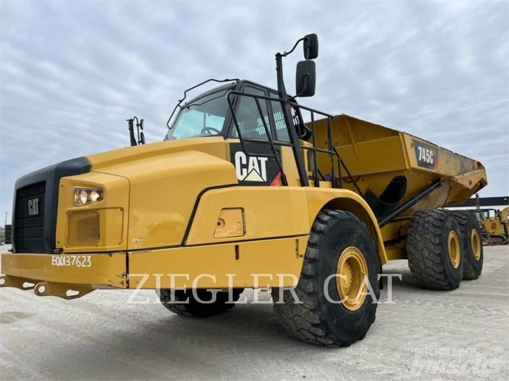 CAT 745C Artikulētie pašizgāzēji