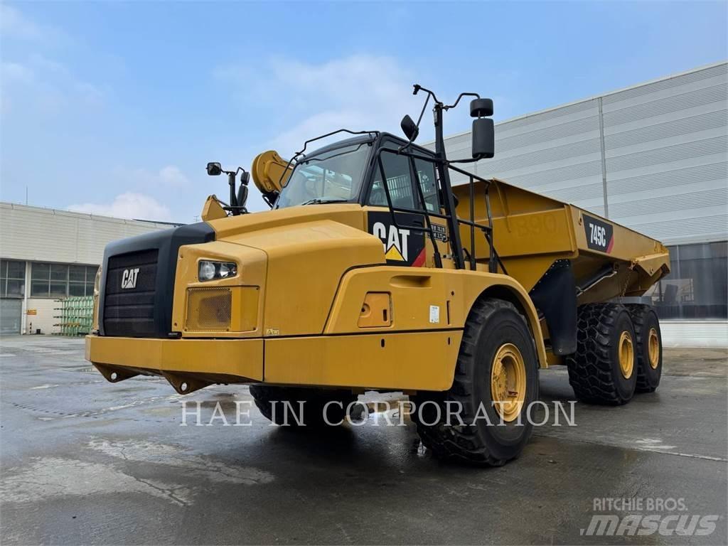 CAT 745C Artikulētie pašizgāzēji