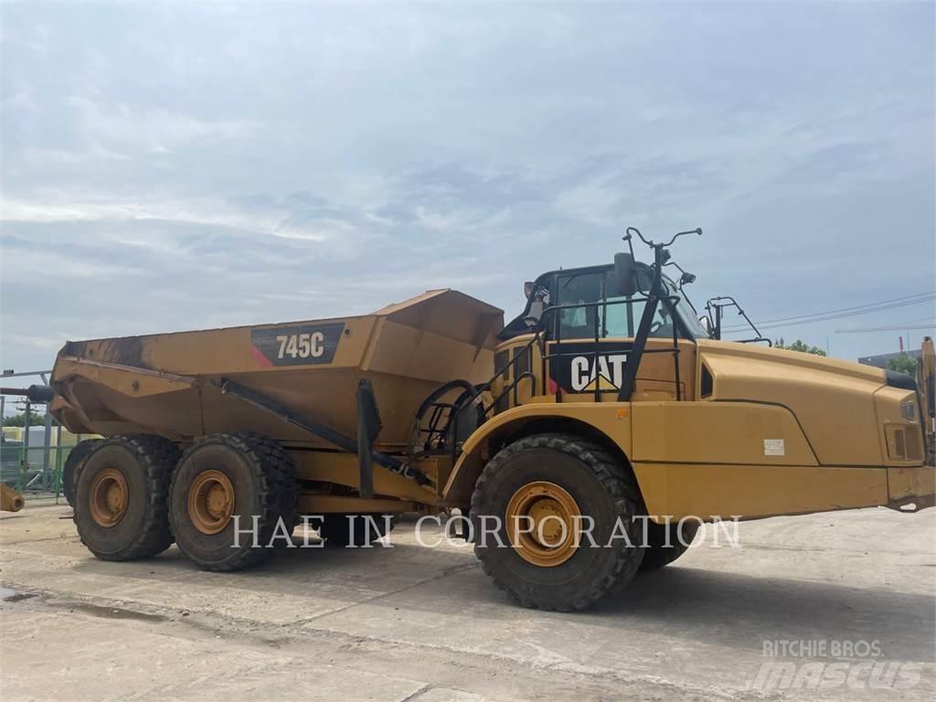CAT 745C Artikulētie pašizgāzēji