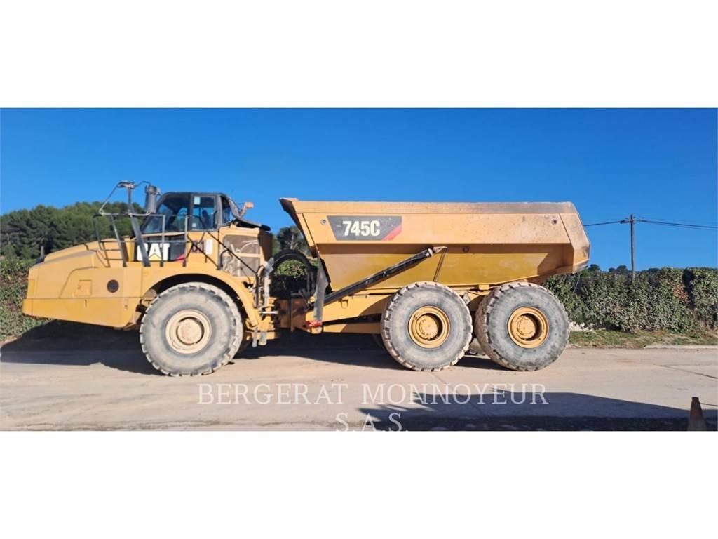 CAT 745C Artikulētie pašizgāzēji