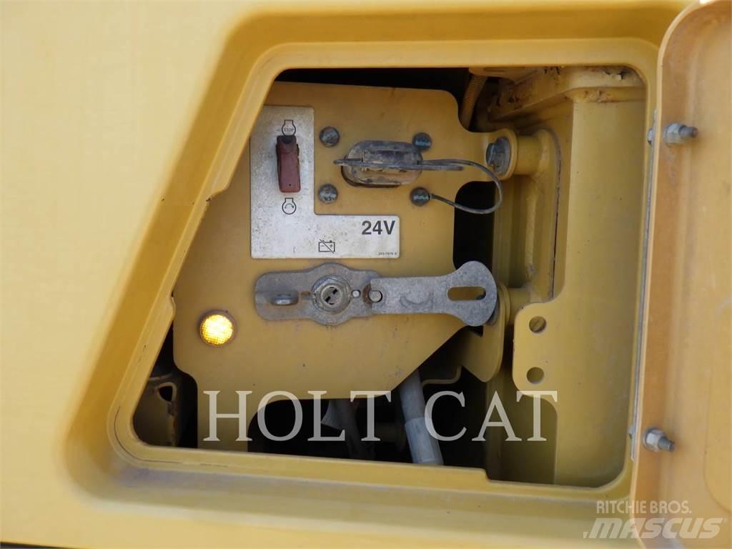 CAT 745C Artikulētie pašizgāzēji