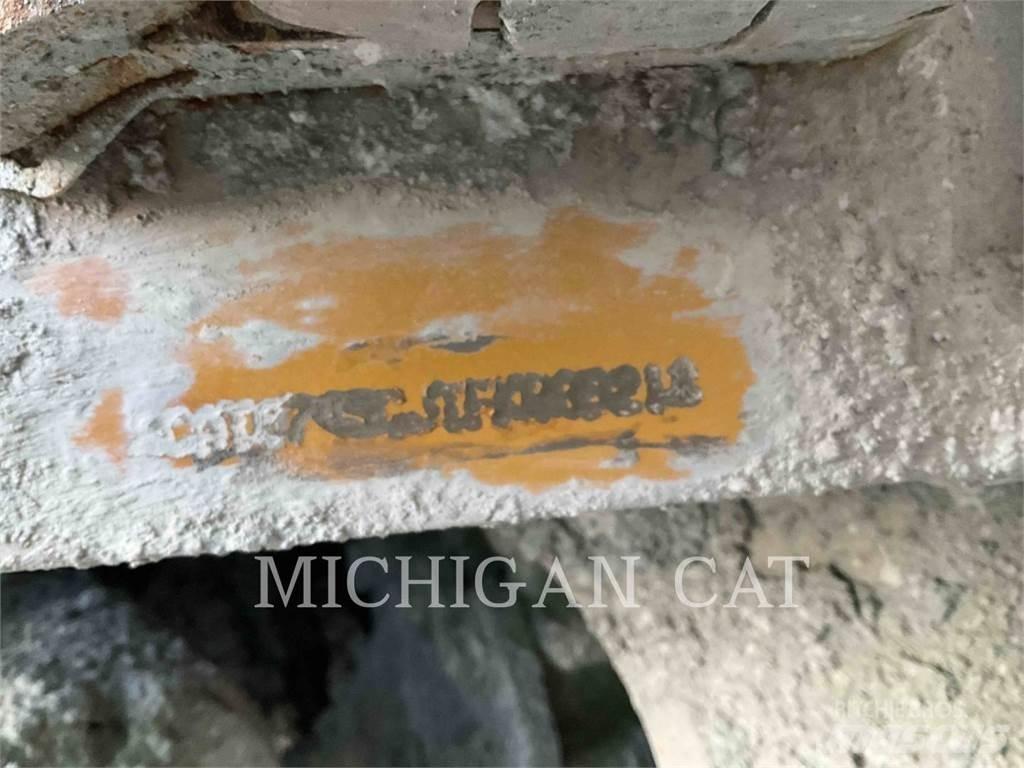 CAT 745C Artikulētie pašizgāzēji