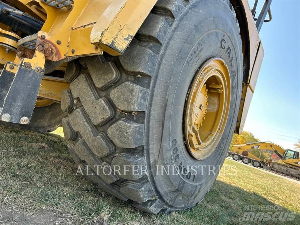 CAT 745C Artikulētie pašizgāzēji
