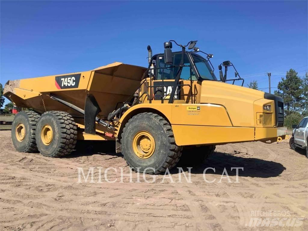 CAT 745C T Artikulētie pašizgāzēji