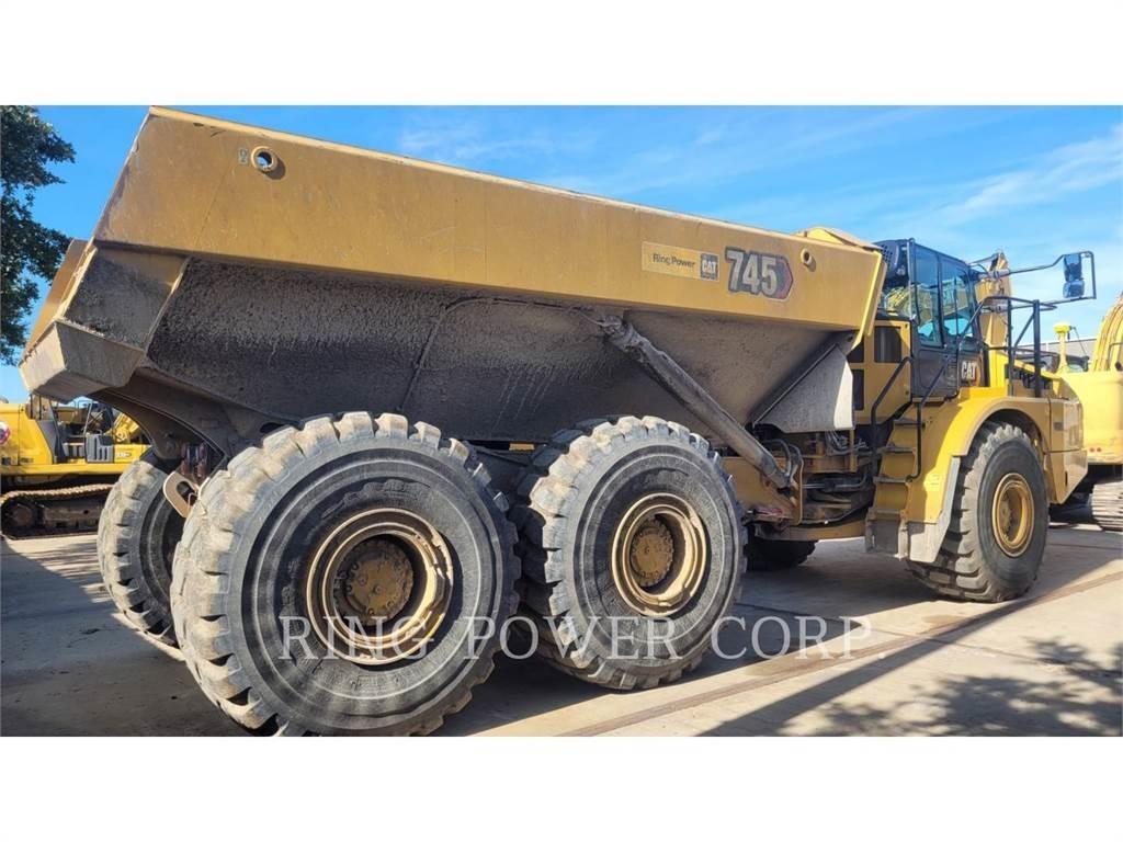 CAT 745TG Artikulētie pašizgāzēji