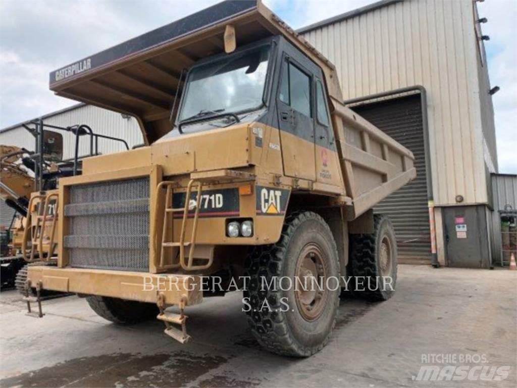 CAT 771D Artikulētie pašizgāzēji