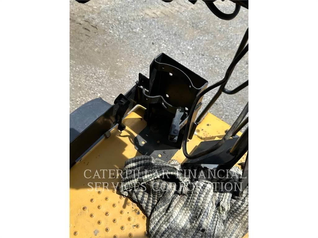 CAT 772G Artikulētie pašizgāzēji